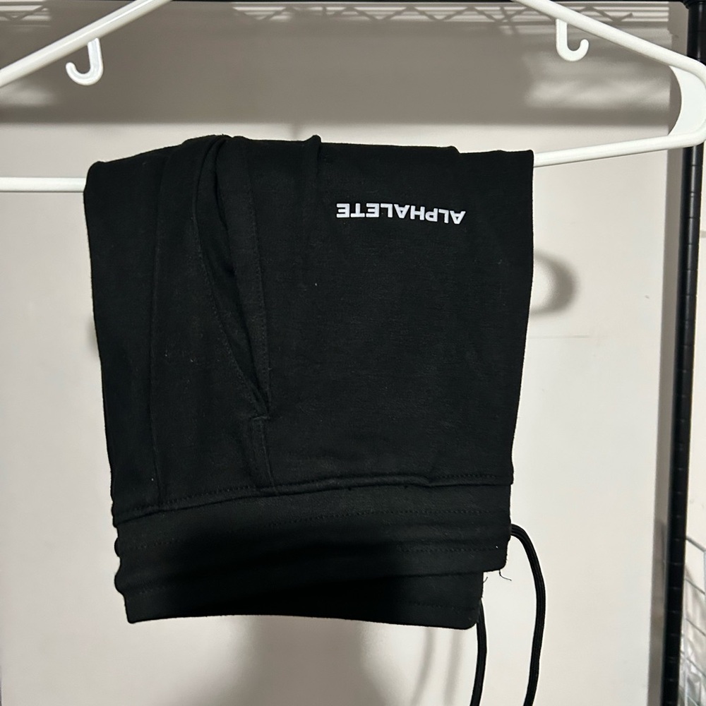 Alphalete Essential Short Black Medium